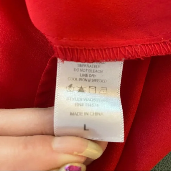 Pleione red capped short sleeve flowy blouse - Picture 5 of 7